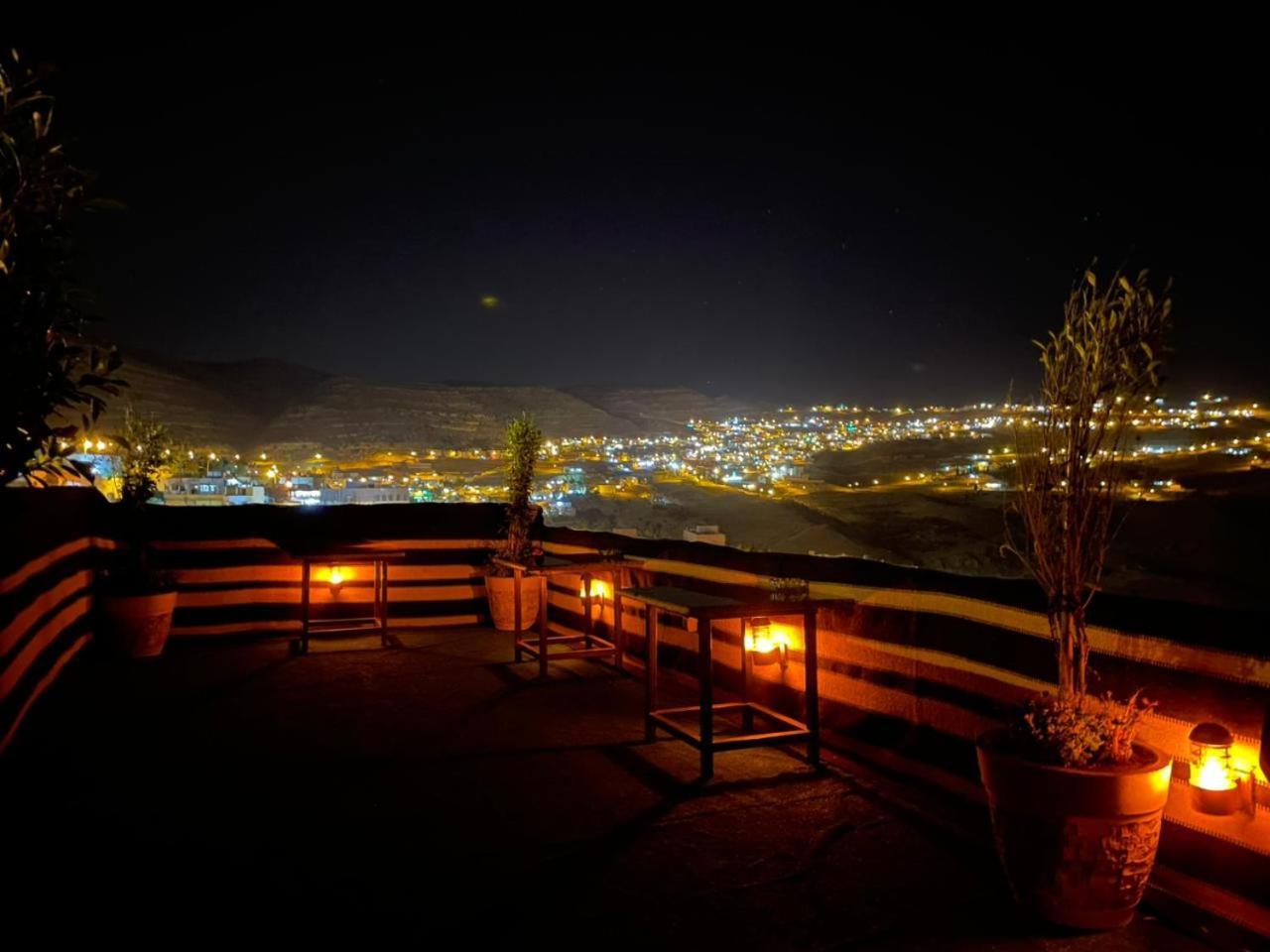 Aţ Ţayyibah Plaza View Hostel מראה חיצוני תמונה