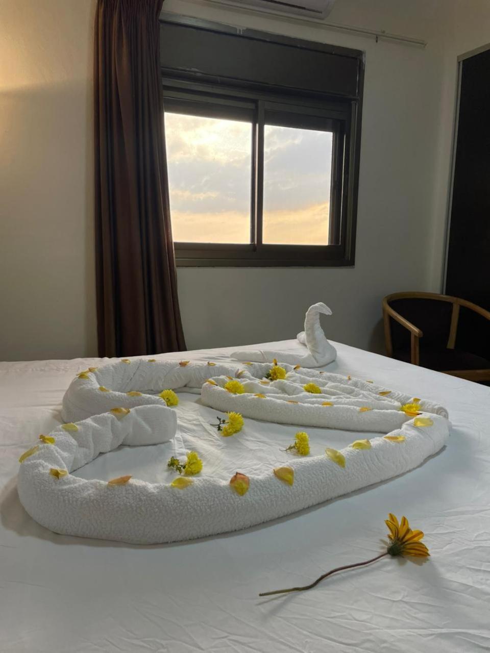 Aţ Ţayyibah Plaza View Hostel מראה חיצוני תמונה