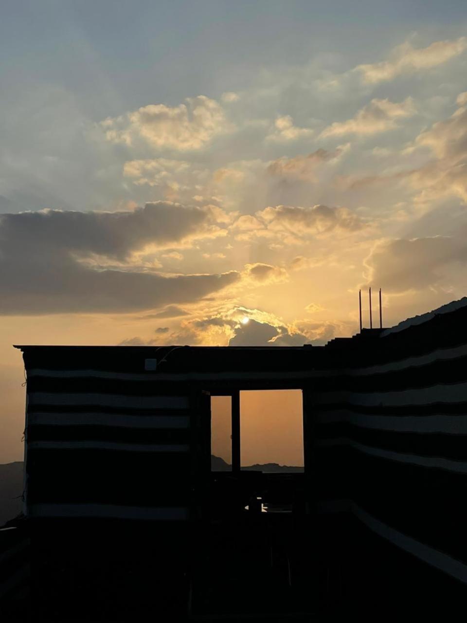 Aţ Ţayyibah Plaza View Hostel מראה חיצוני תמונה